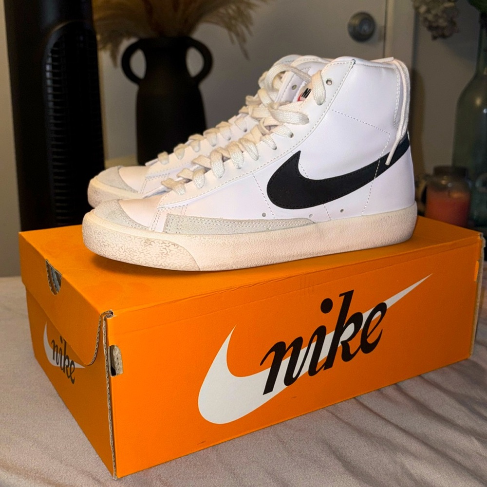 Nike Blazer Sneakers